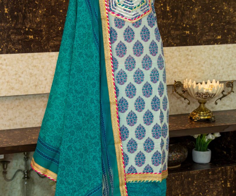 Gotta detailing suits