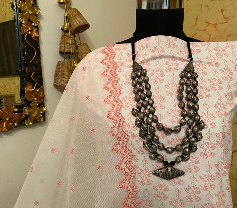 Pure cotton printed suits.