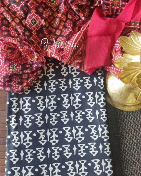 Cotton printed suits.