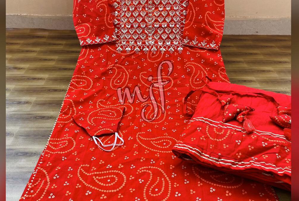Cotton kurti with work paired with palazo.