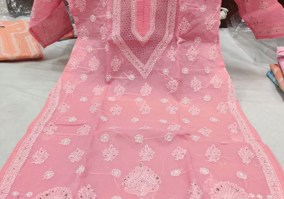 Chikan kurtis